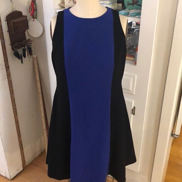 Boden Sleeveless Illusion Fit & Flare Dress 👗Royal Blue and Black